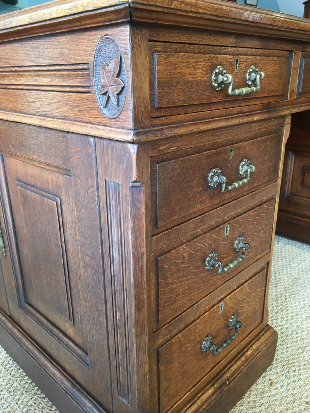 5ft oak pedestal desk  View VI