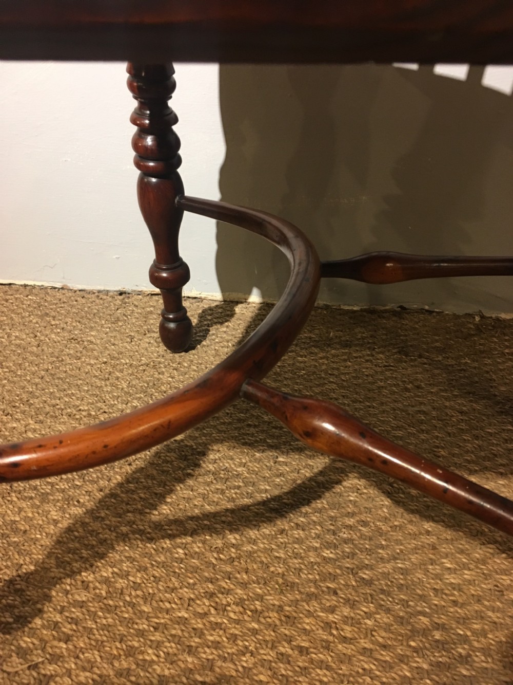 Yew & elm Windsor chair View X