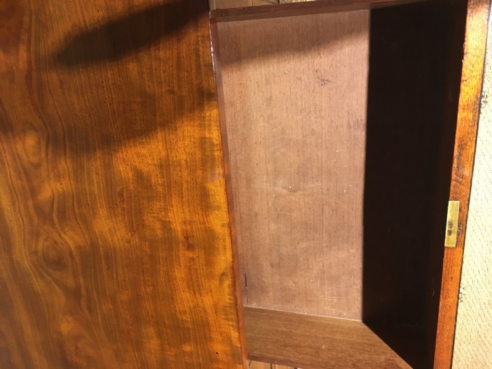Small Georgian Mahogany sideboard  / side table  View V