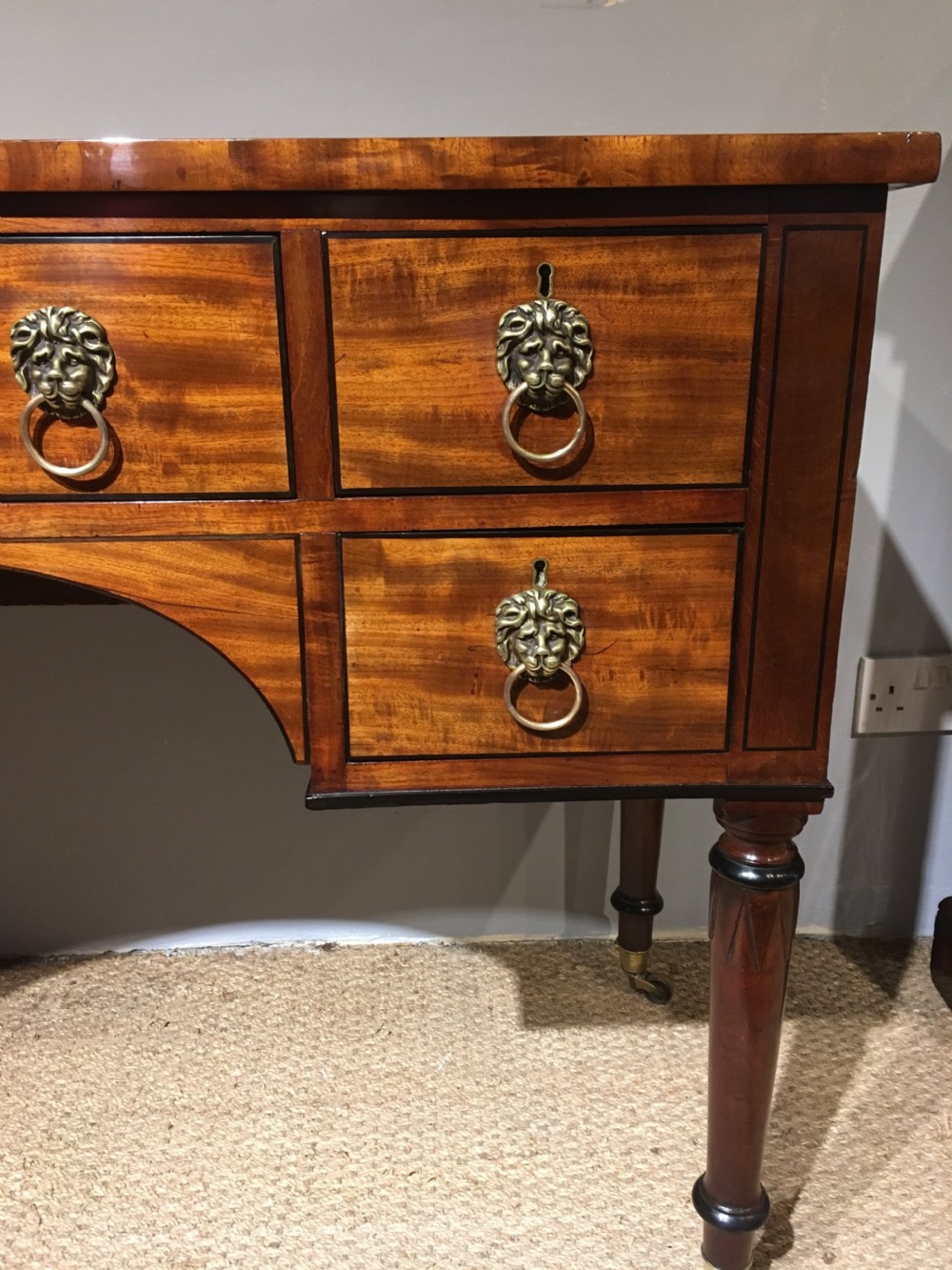Small Georgian Mahogany sideboard  / side table  View VI