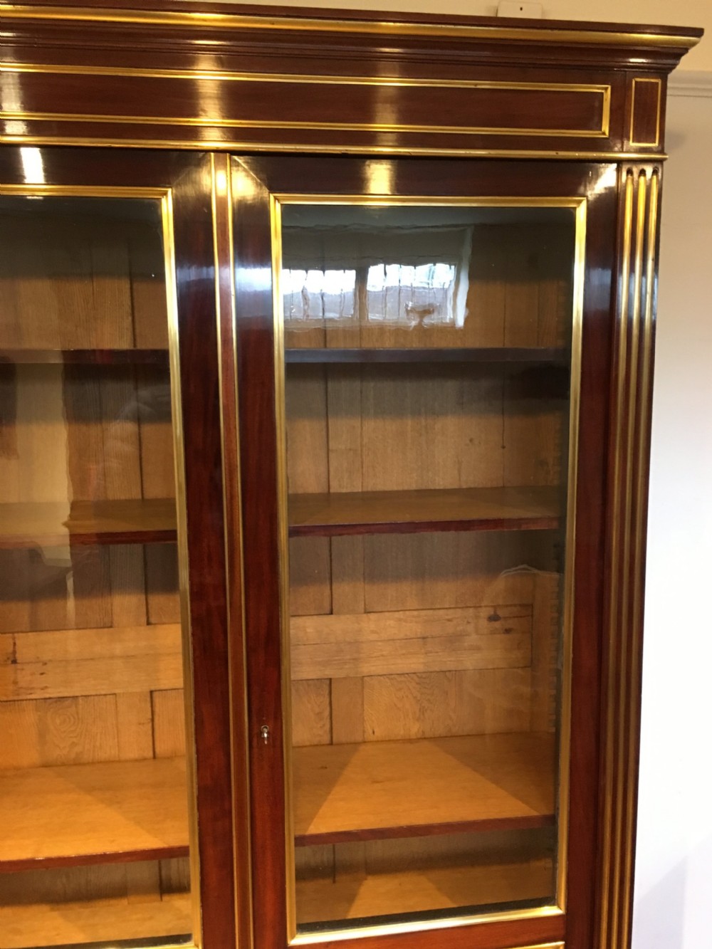 Mahogany 2 door bookcase   View V