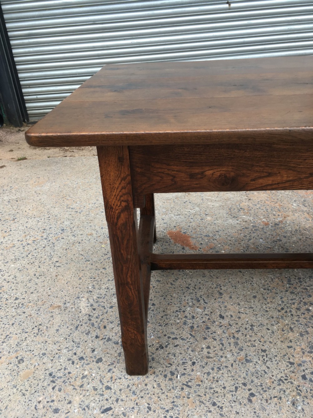 Oak farmhouse table with 3 drawers   View III