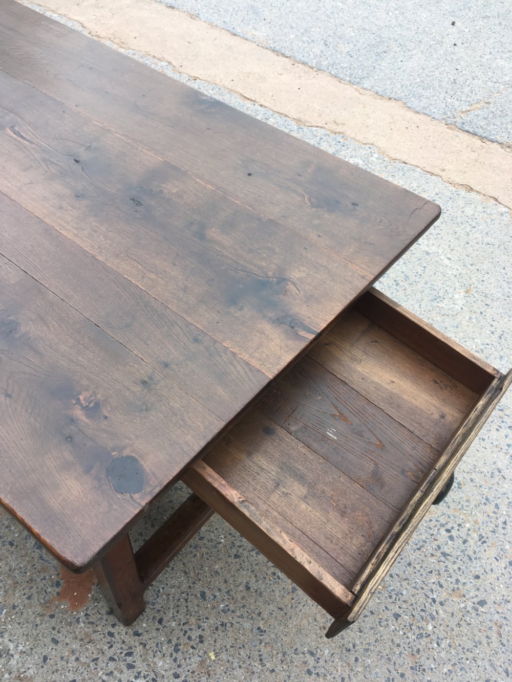 Oak farmhouse table with 3 drawers   View VIII