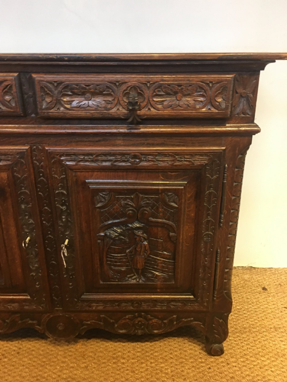 Small oak side cabinet  View II