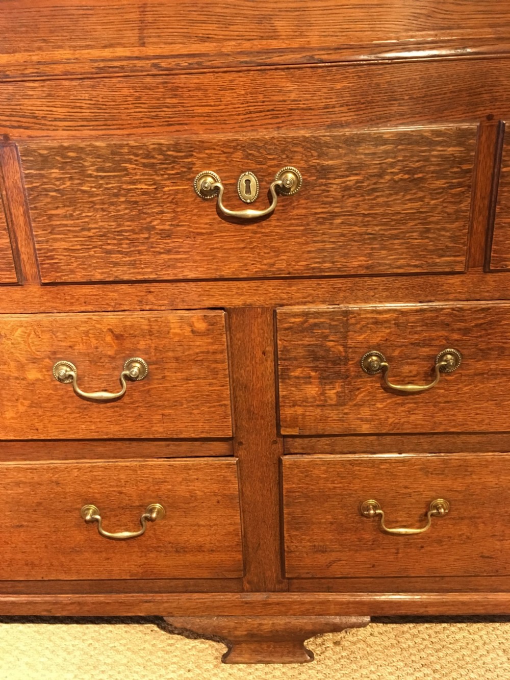 18th century Oak hall cupboard-wardrobe View VII