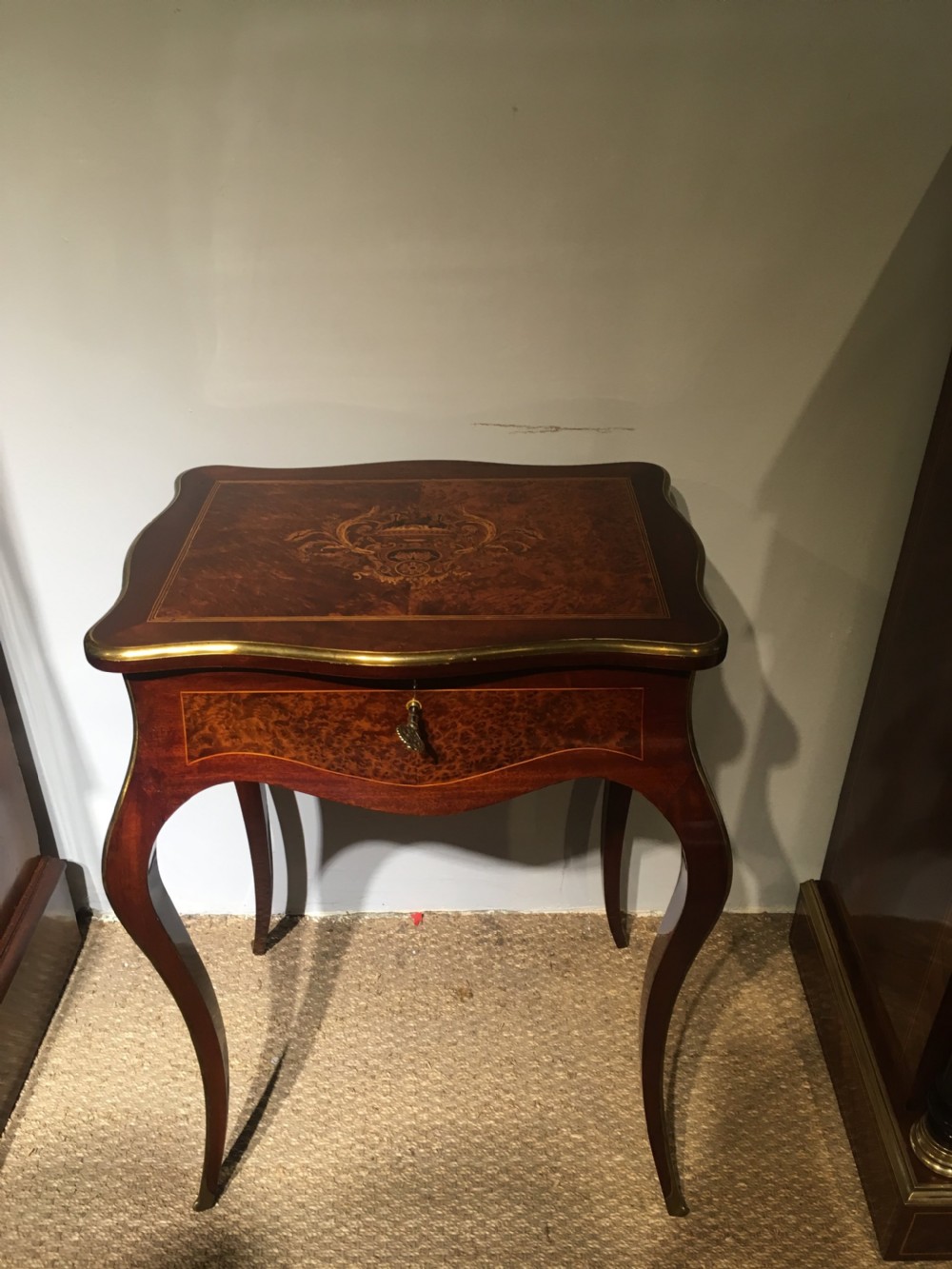 Napoleon III ladies dressing table  View II