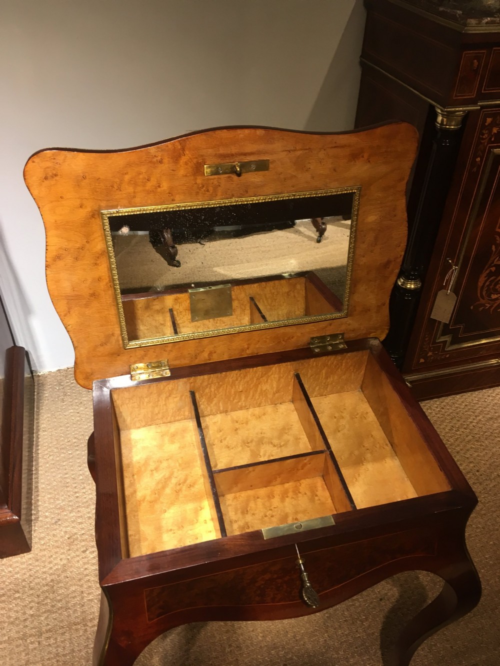 Napoleon III ladies dressing table  View IV