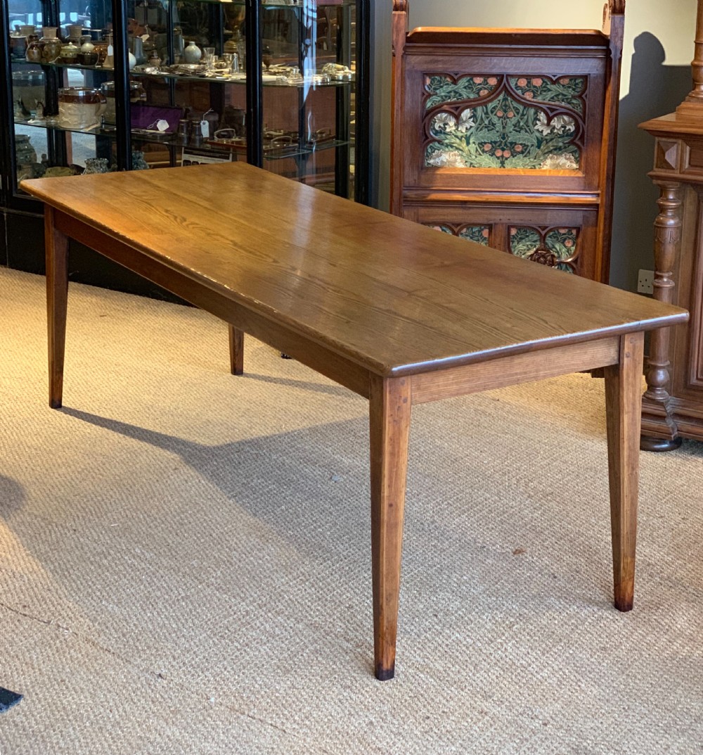 Farm house table Ash View IV