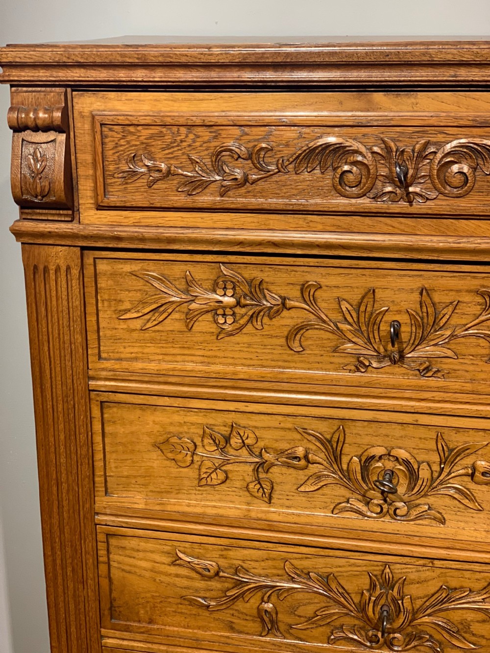 Chest of drawers , oak  View II
