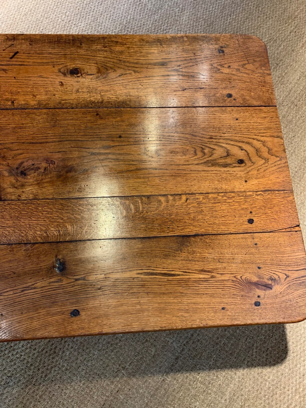 Oak coffee table   View V