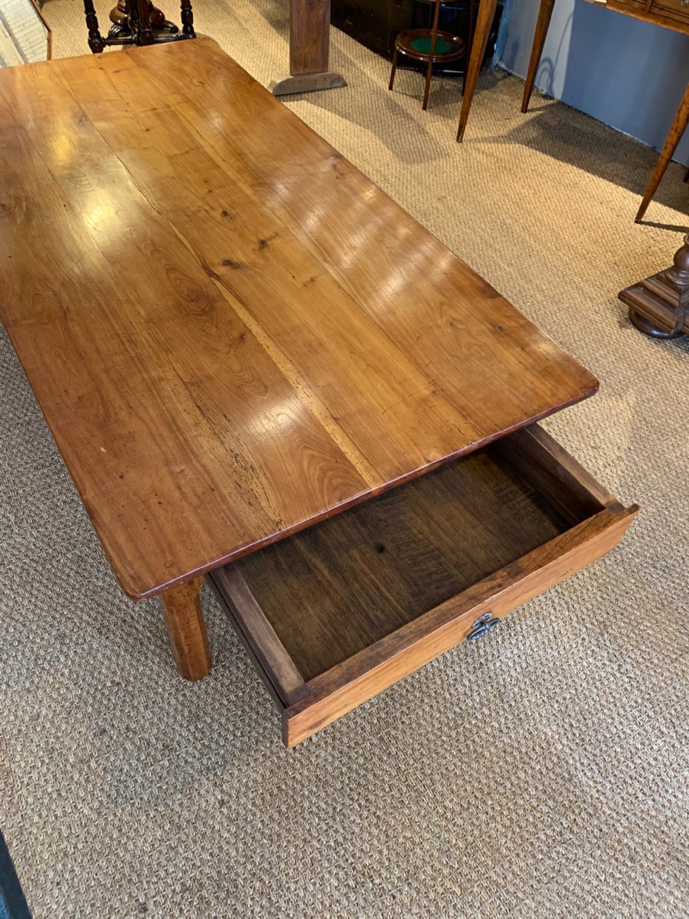 Coffee table  View II