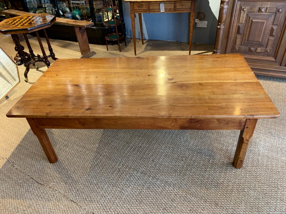 Coffee table  View VIII