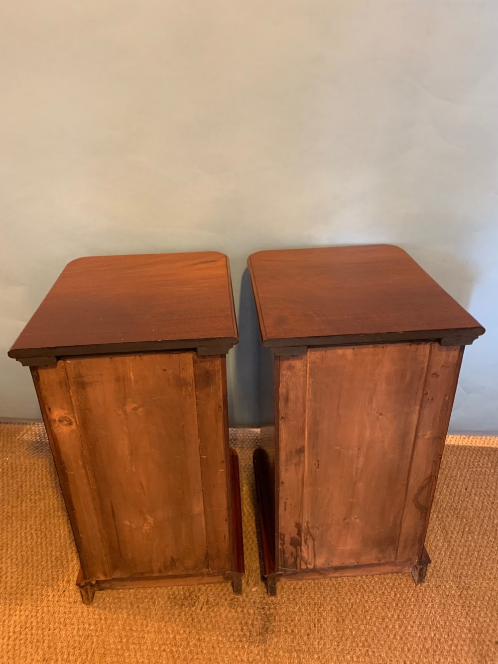 Pair of mahogany bedside cabinets  View VII