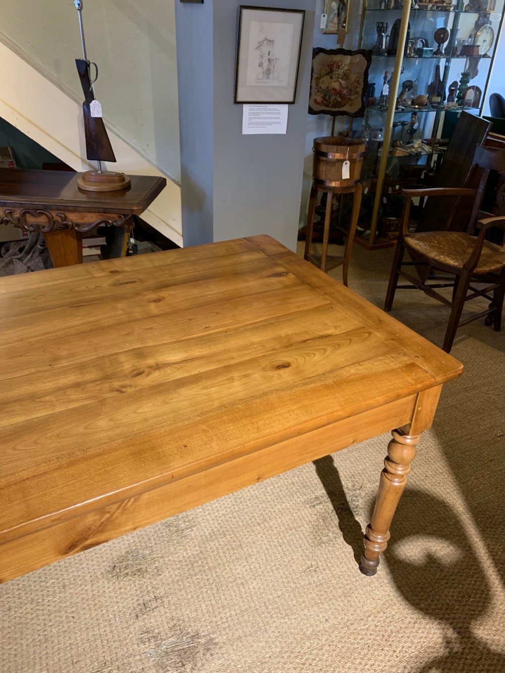 Farmhouse table with turned legs 2 meters   View IV