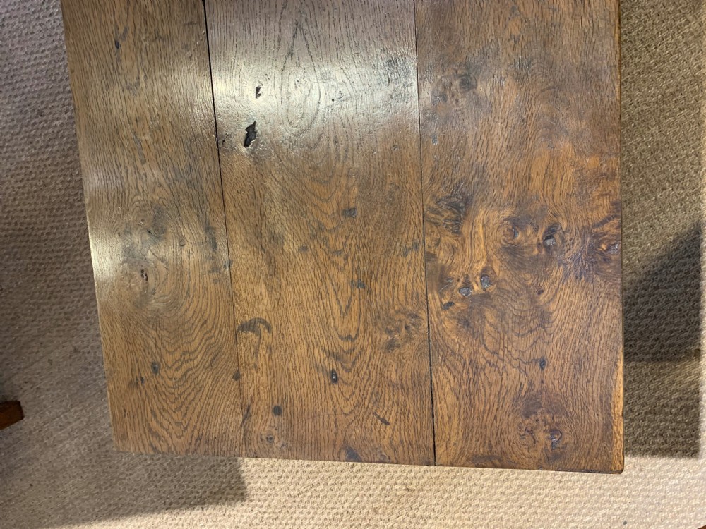 Oak coffee table  View V