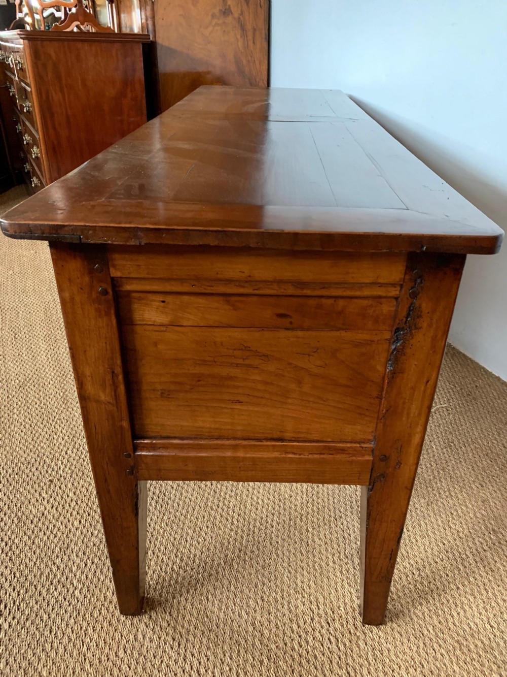 Dresser base / server  View V