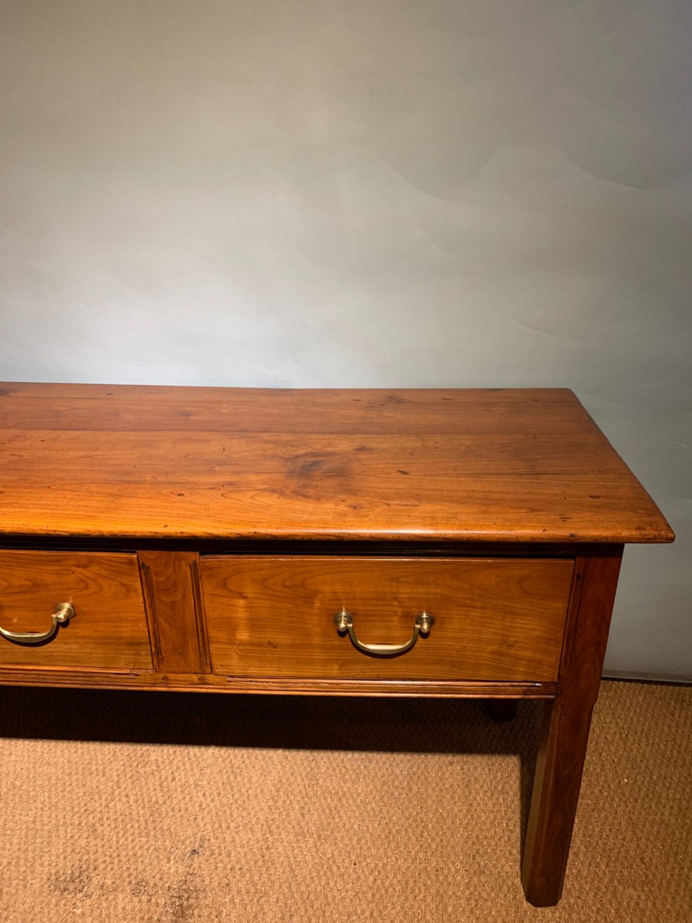 Dresser base / server  View V