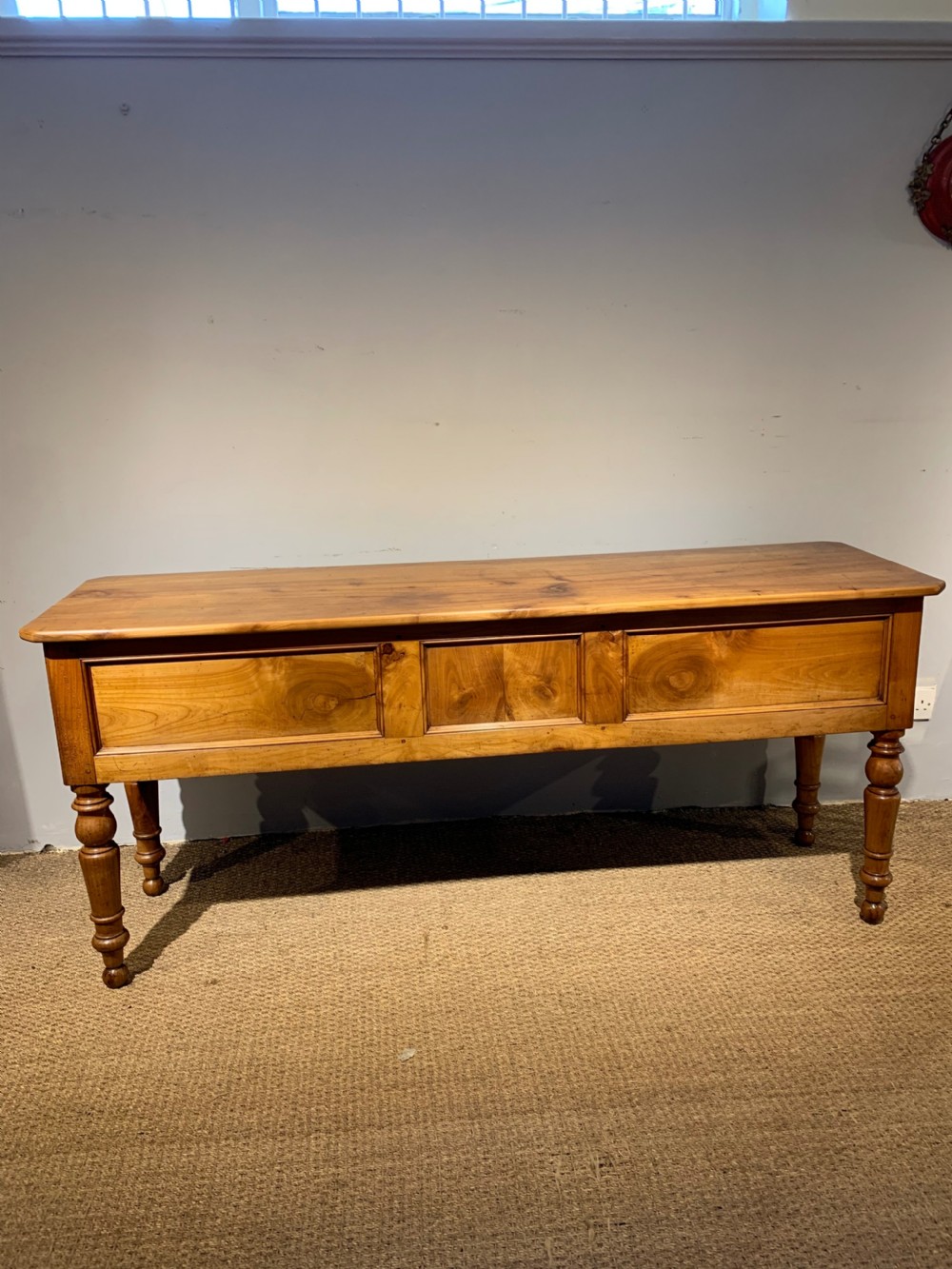 Dresser base / server  View VIII