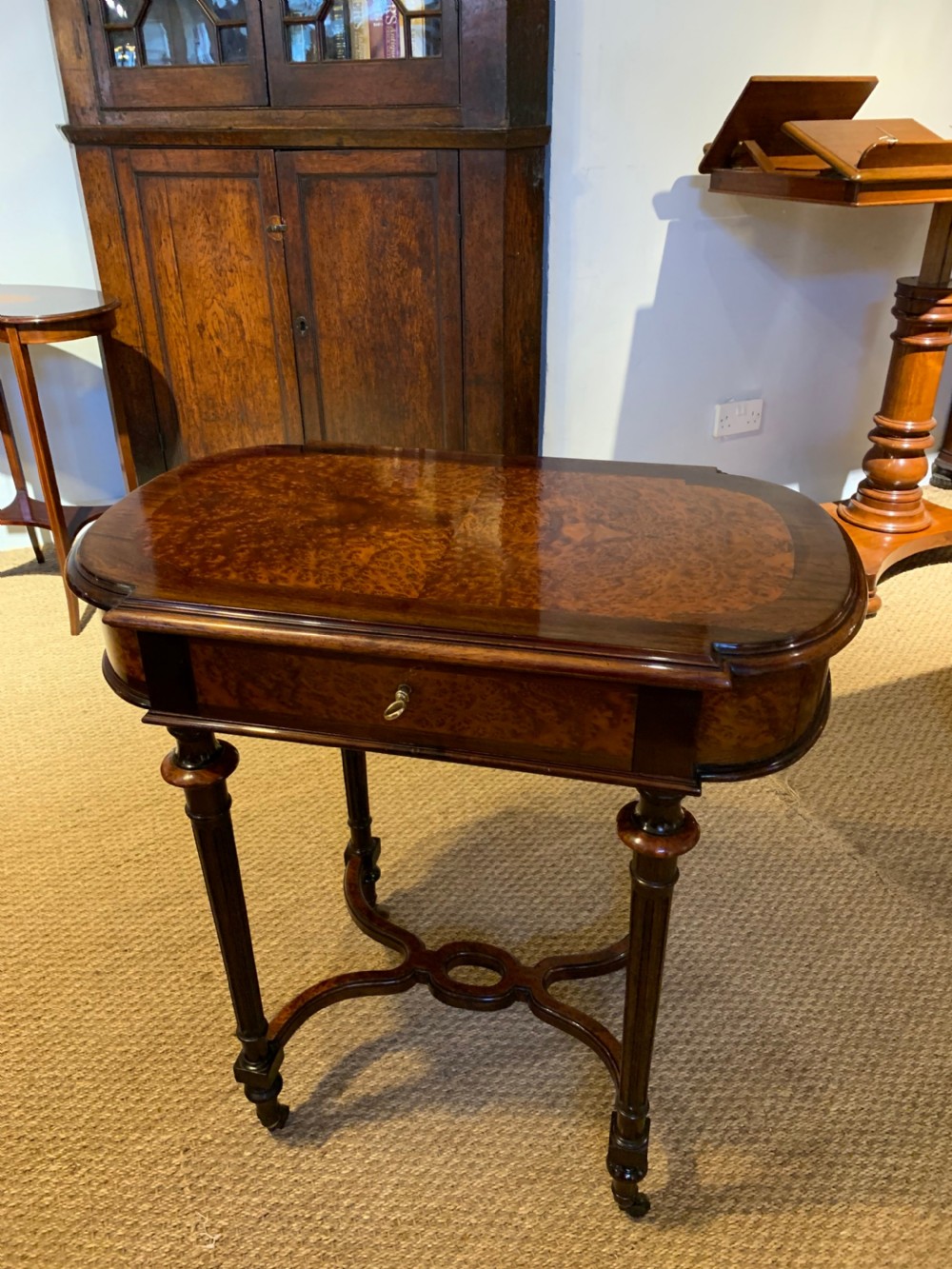 Ladies dressing table 