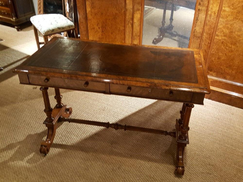 Victorian walnut 2 drawer writing table 