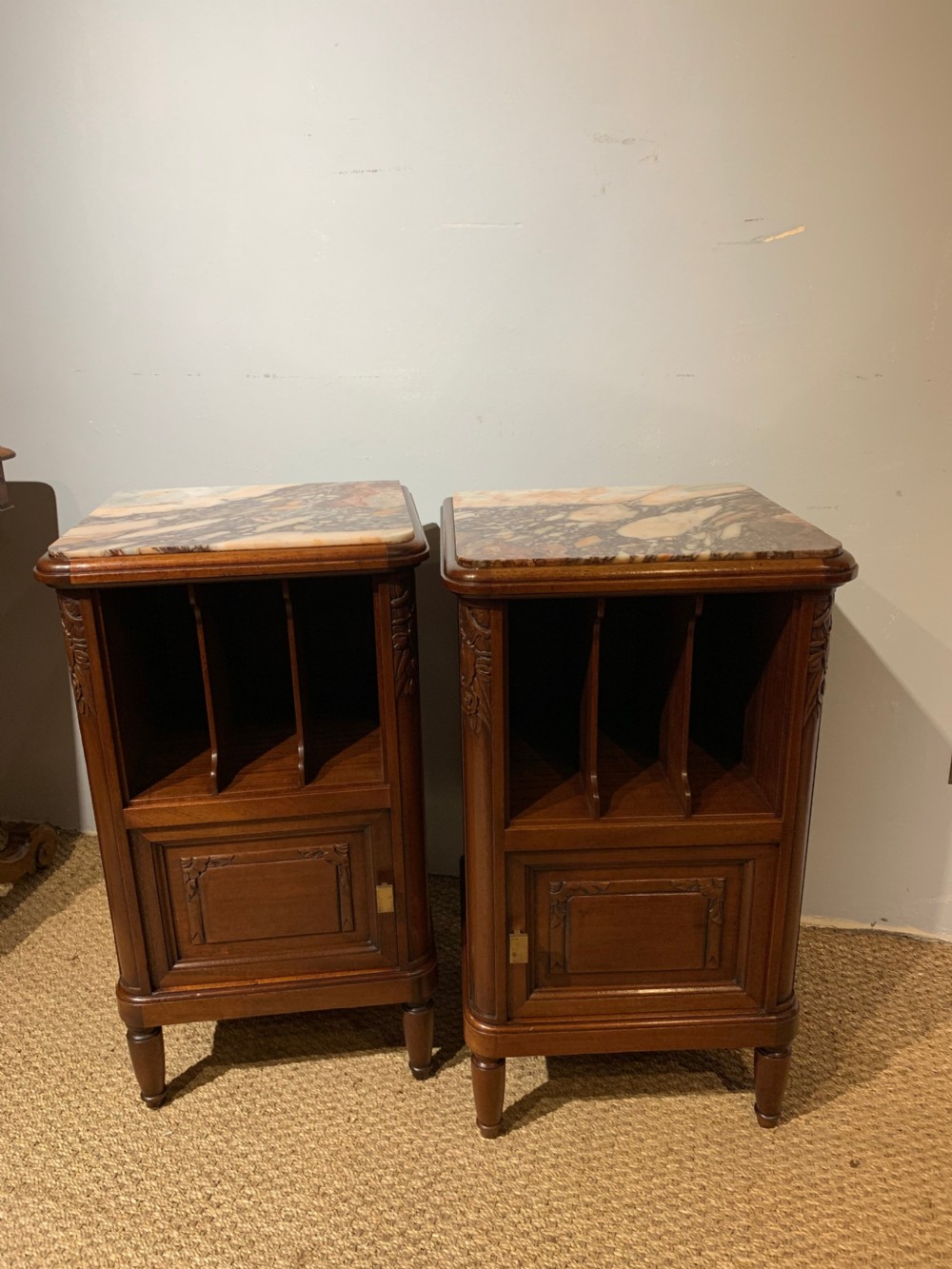 Pair of bedside cabinets  