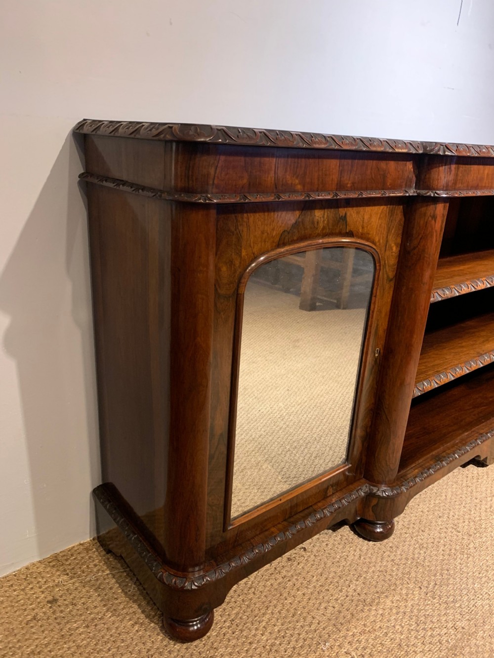 Long low bookcase  View IV