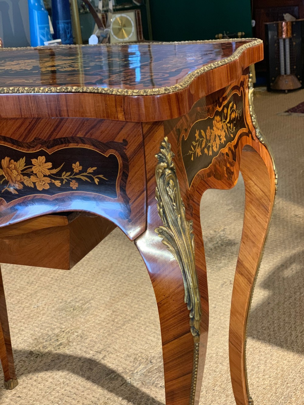 Napoleon III Kingwood and inlaid work table View VIII