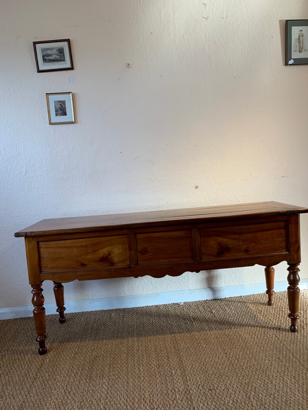 Dresser base / server  View VIII
