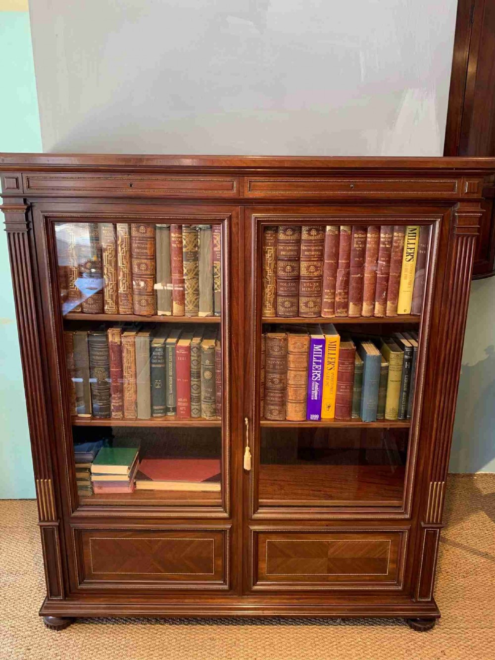 Mahogany 2 door bookcase 
