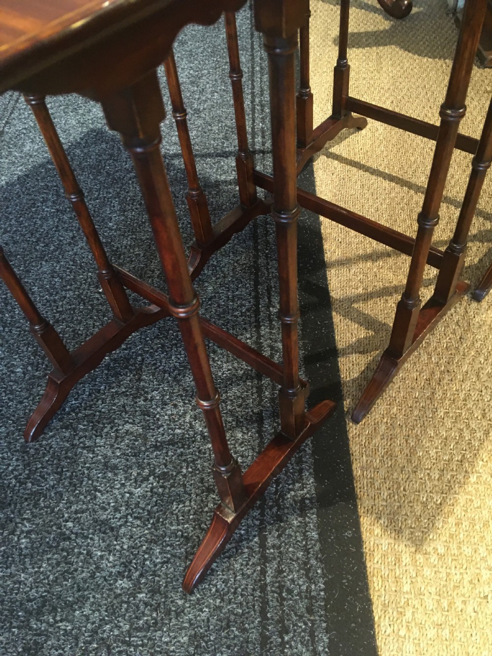 NEST OF 3 TABLES View V