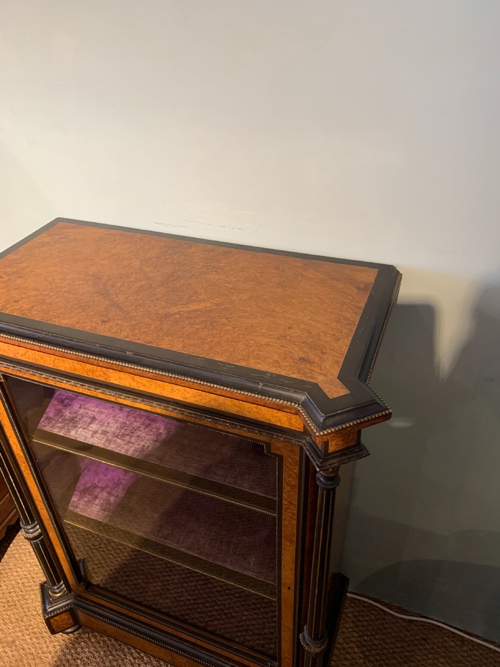 Victorian pier cabinet    View III