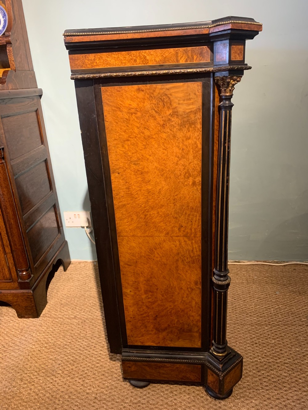 Victorian pier cabinet    View IV