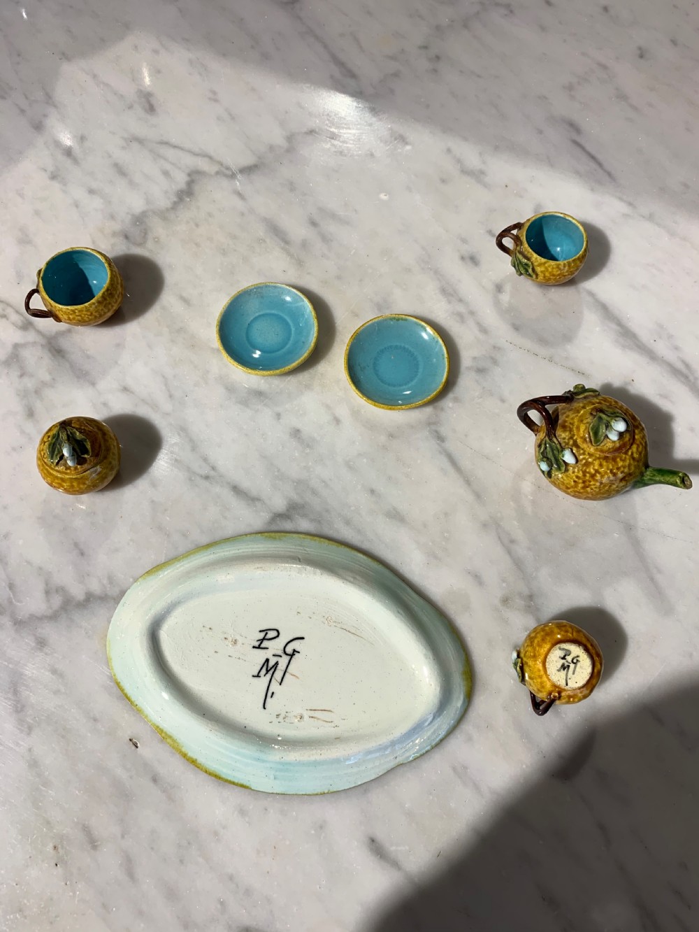 Miniature Menton Majolica tea set  View III