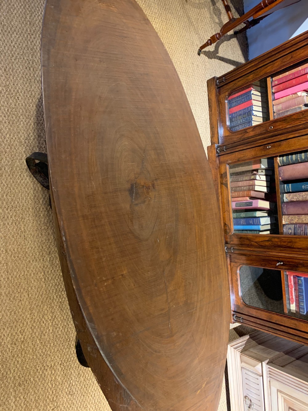 Large coffee table  View IX