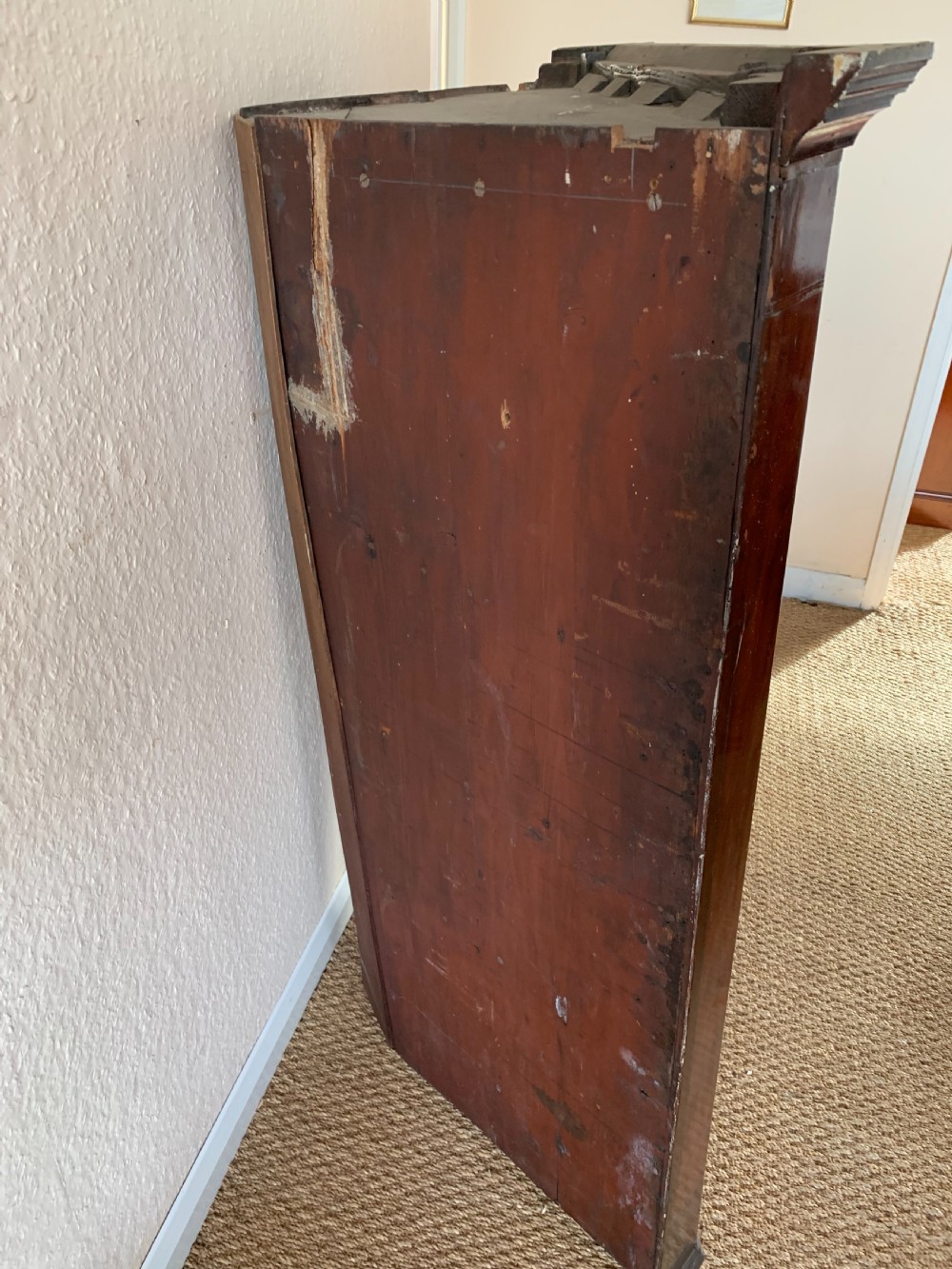 Georgian mahogany corner cupboard   View III