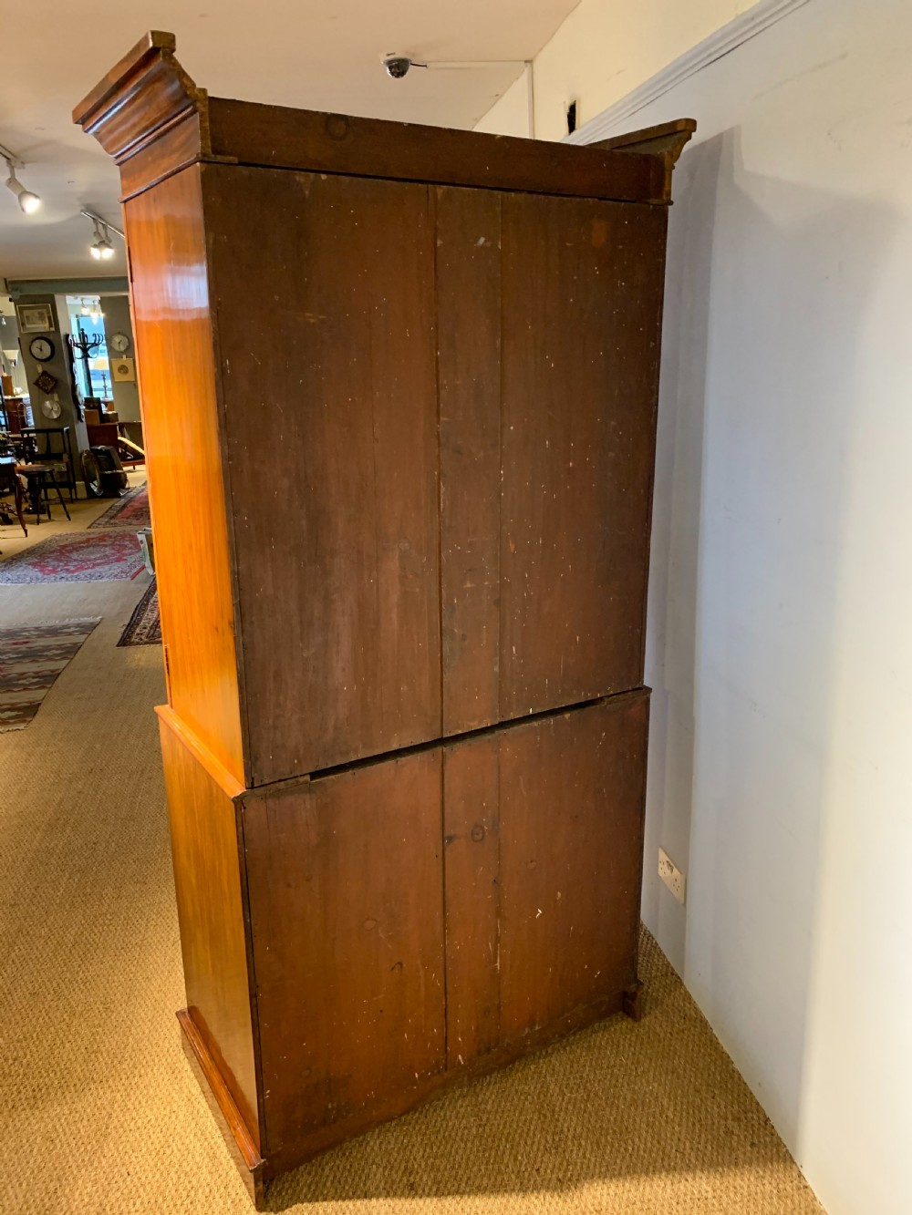 Small Victorian mahogany linen press  View VII