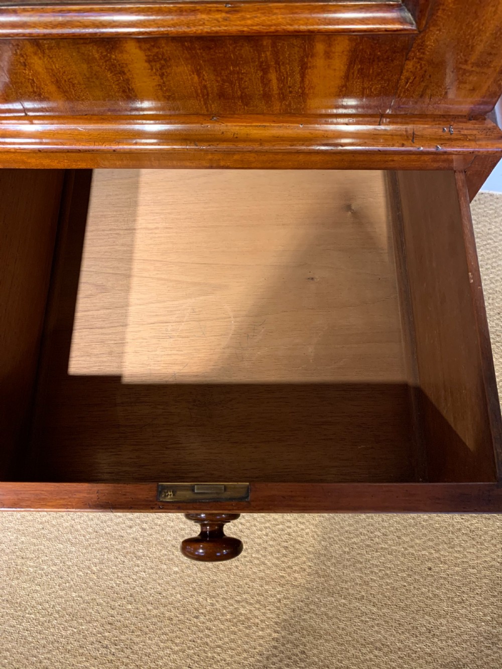 Small Victorian mahogany linen press  View VIII