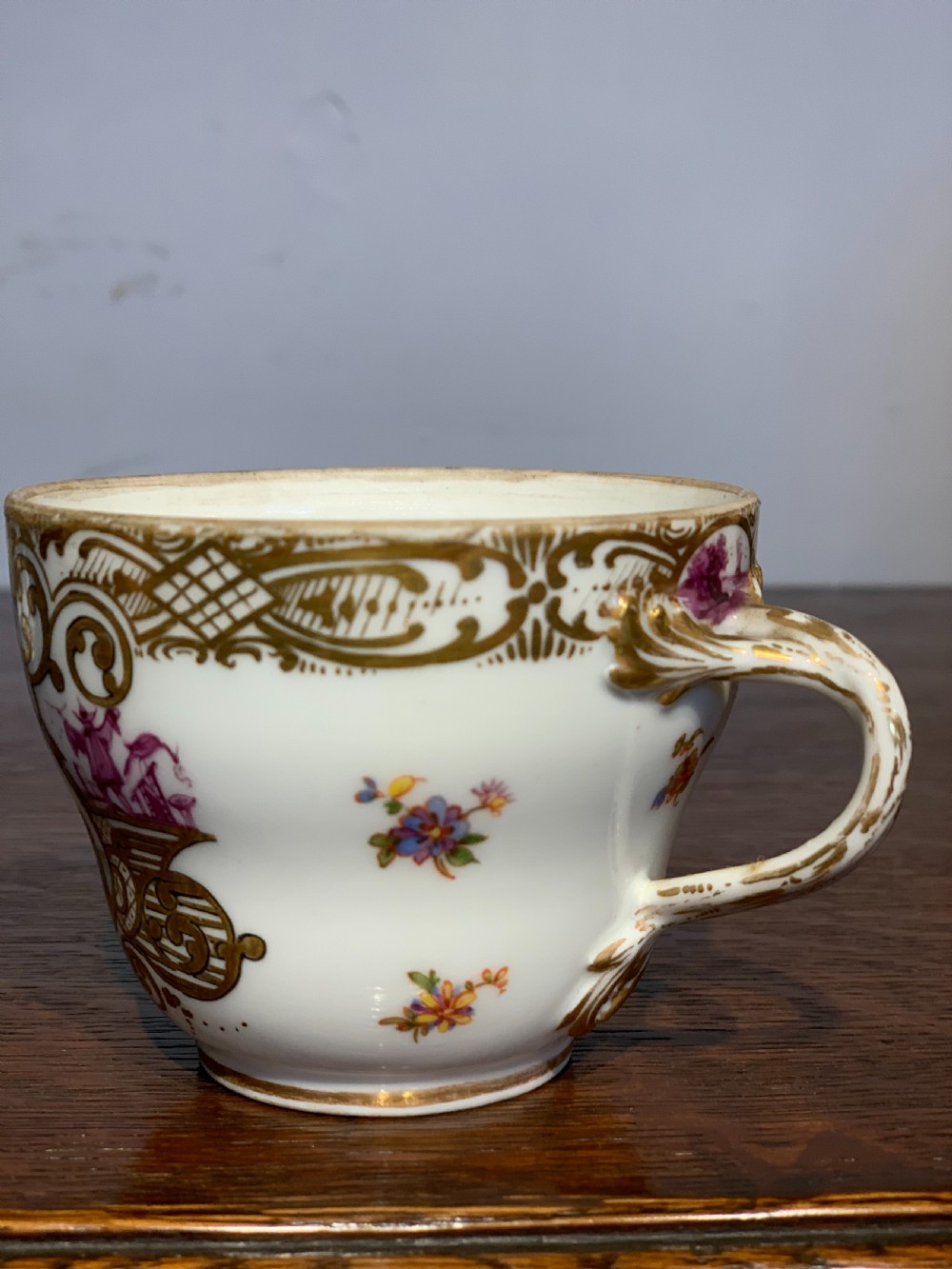 Meissen cup and cover   View VI