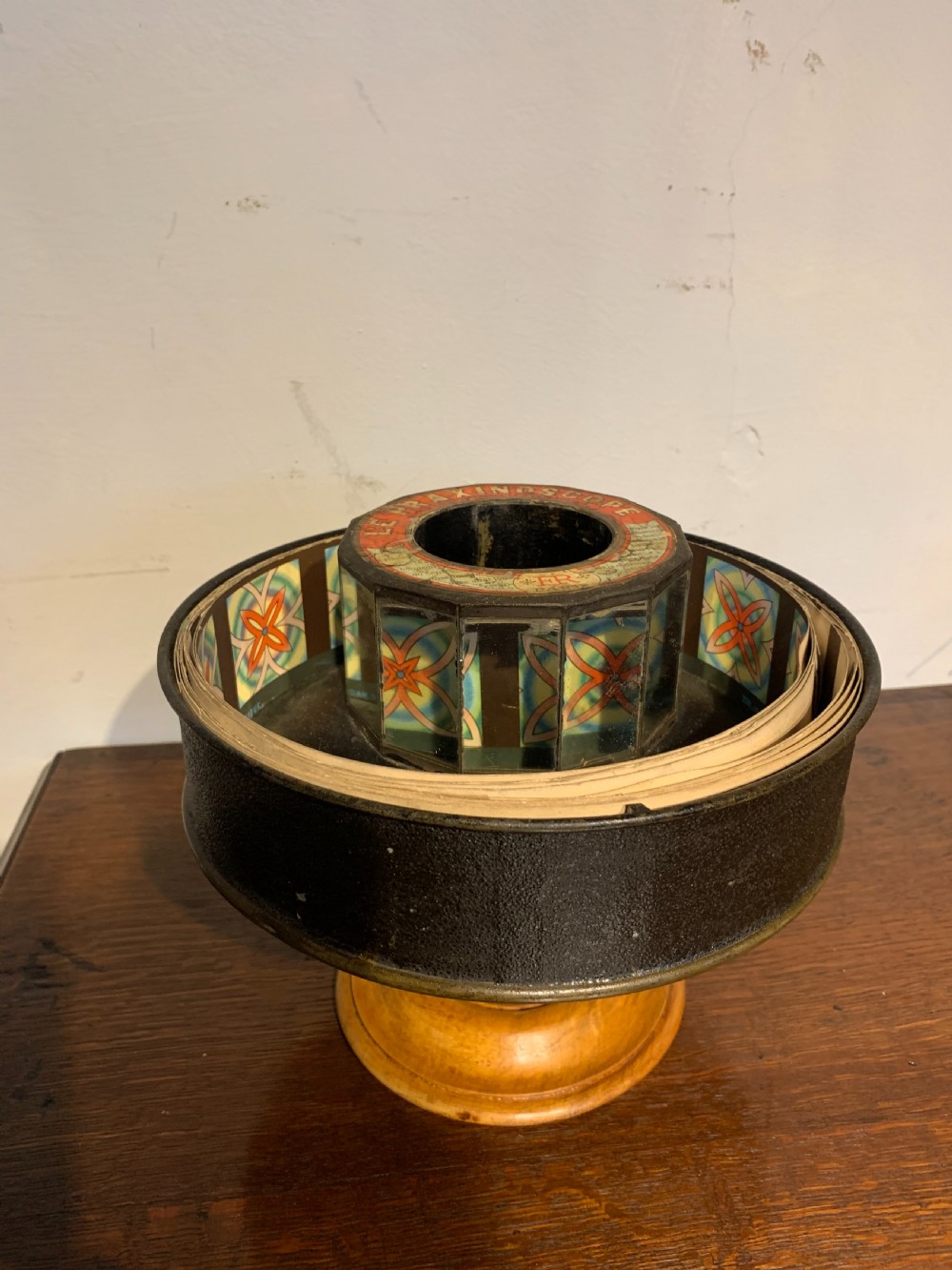 Antique praxinoscope