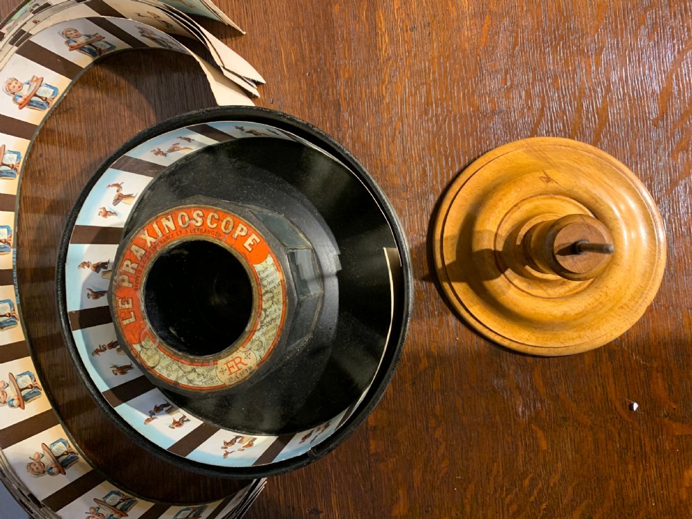 Antique praxinoscope View V