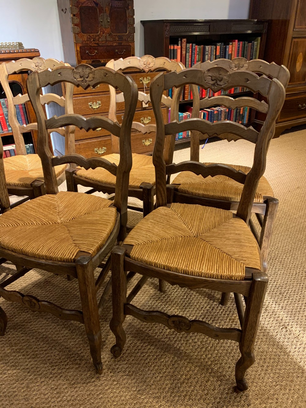 Set of 6 oak chairs with rush seats    View III