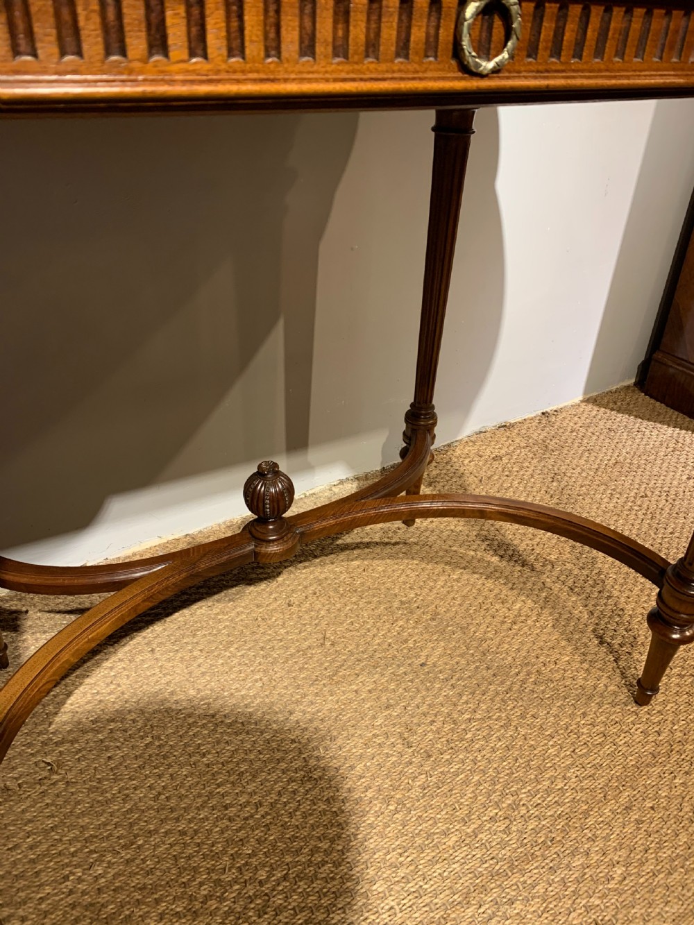 Walnut dressing table  View XII