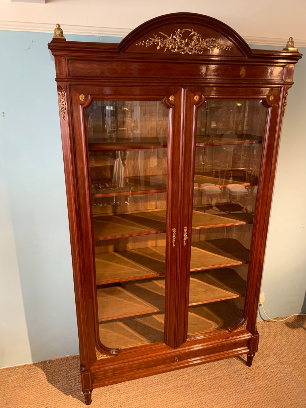 2 door bookcase  View XII