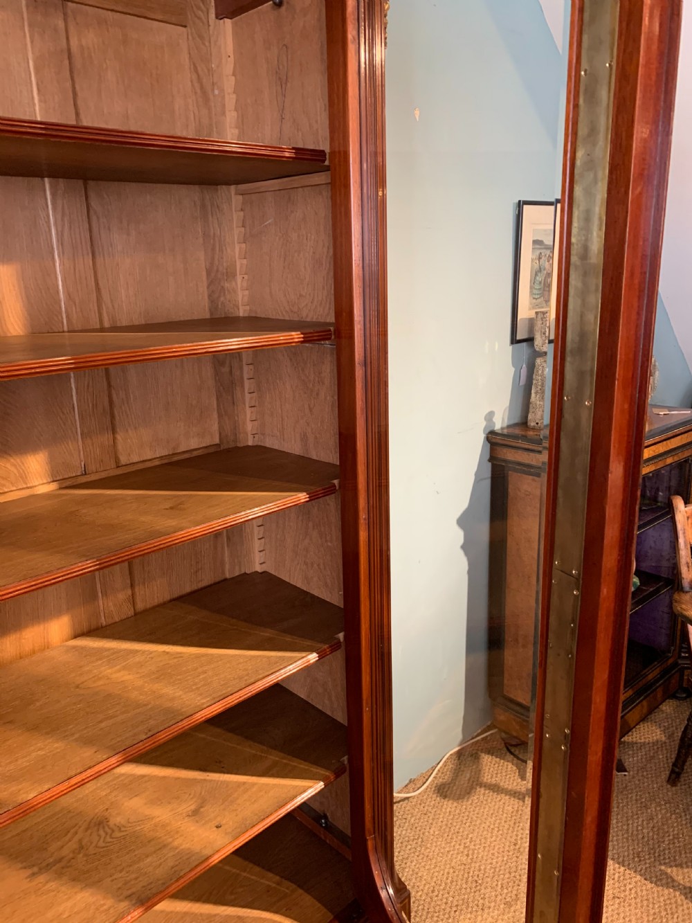 2 door bookcase  View XVI