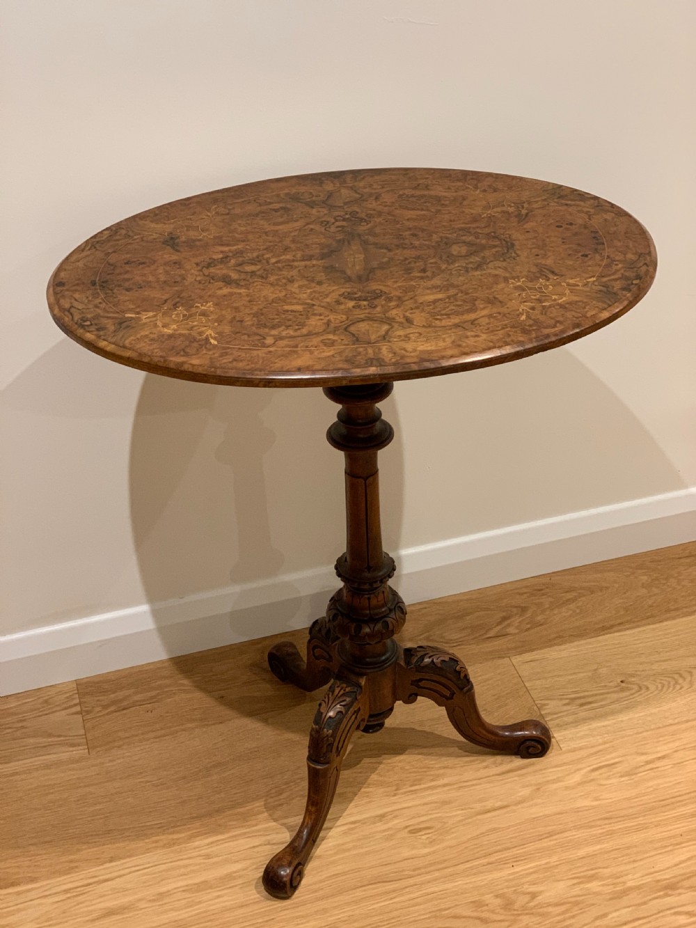 Victorian Walnut tripod table  