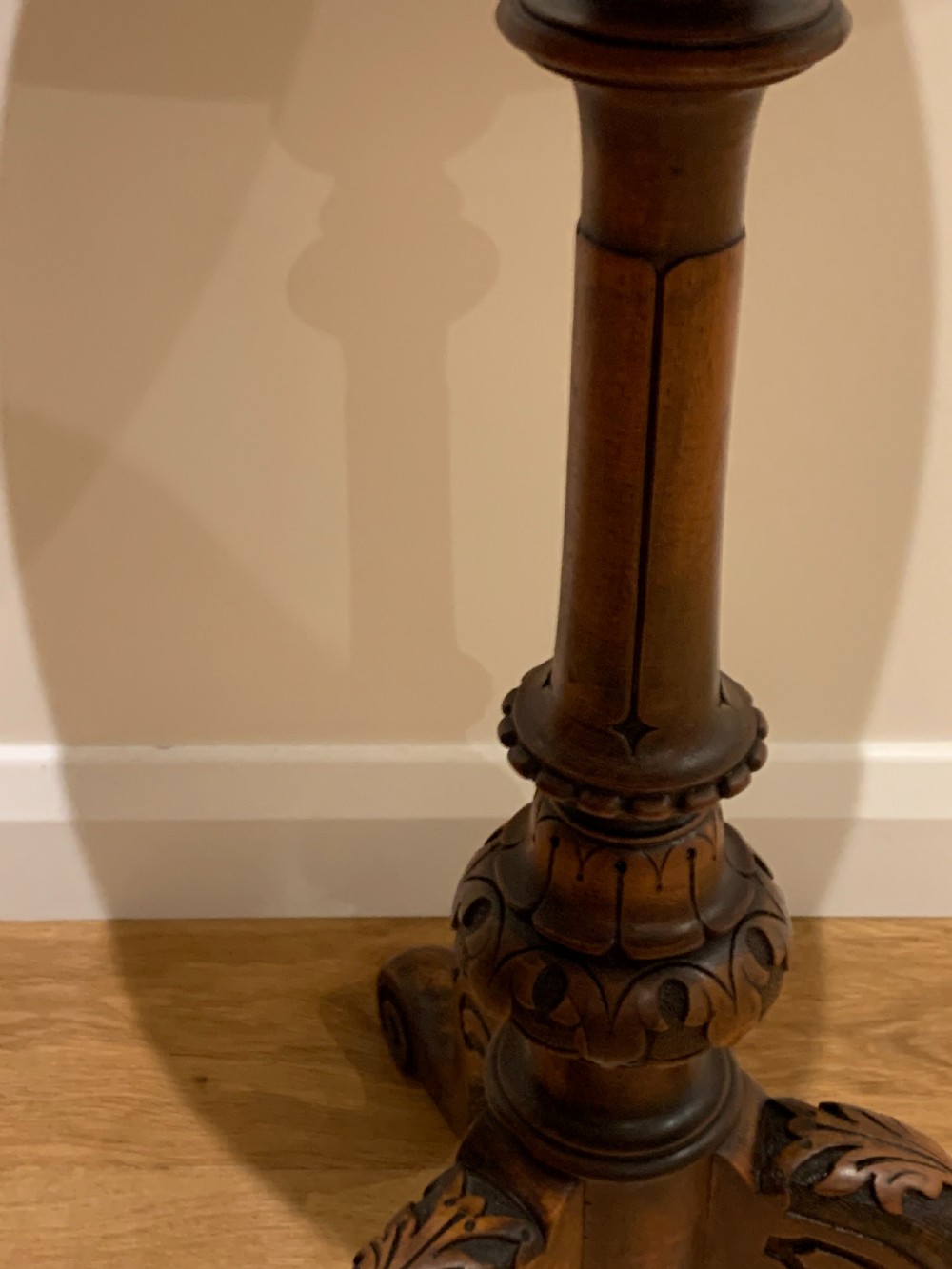 Victorian Walnut tripod table   View VI