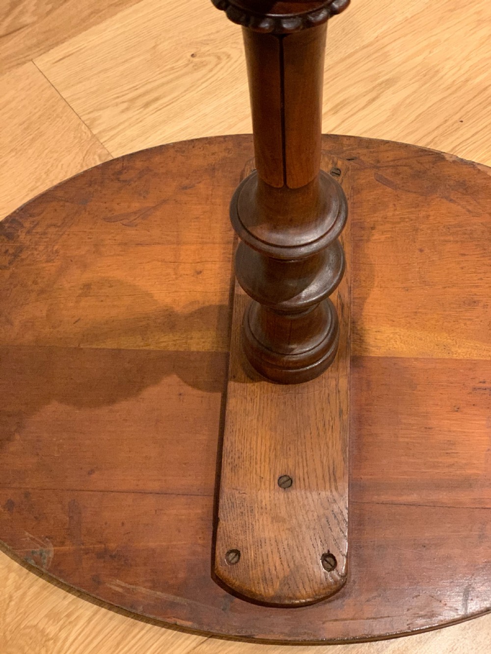 Victorian Walnut tripod table   View VII
