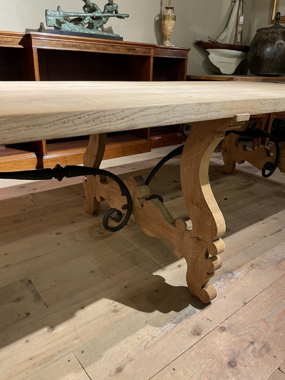 Oak Refectory table View II