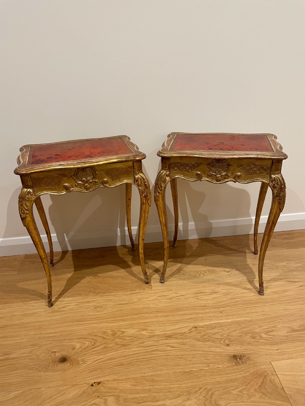 Pair of side tables / lamp tables 