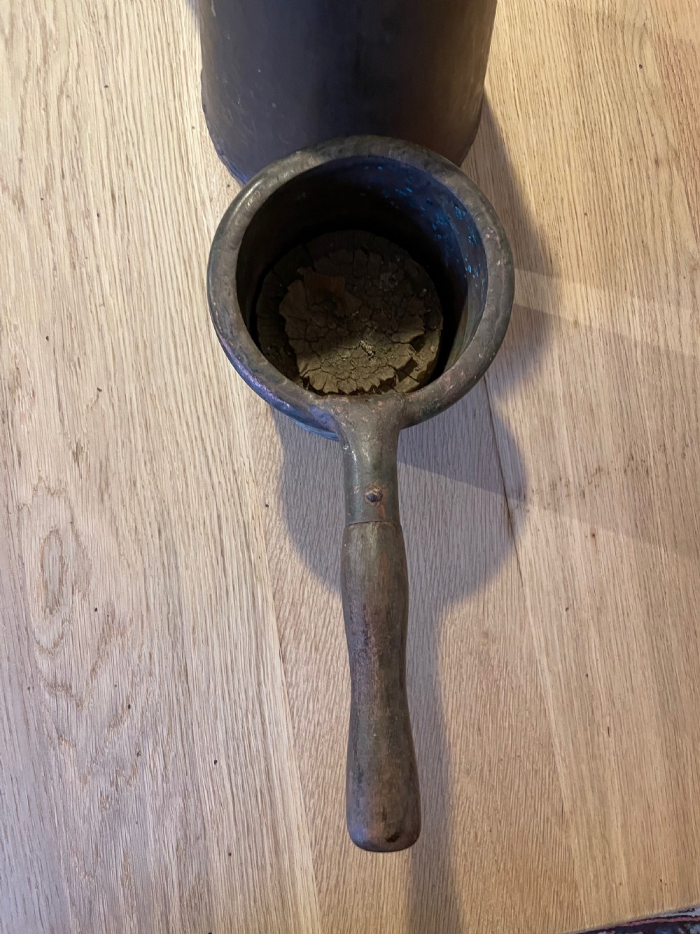 Antique woodworkers glue pot  View V